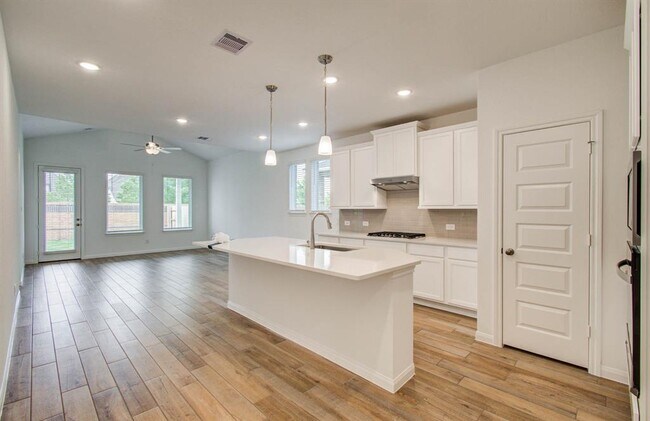 Building Photo - 24838 Harrow Mdw Dr