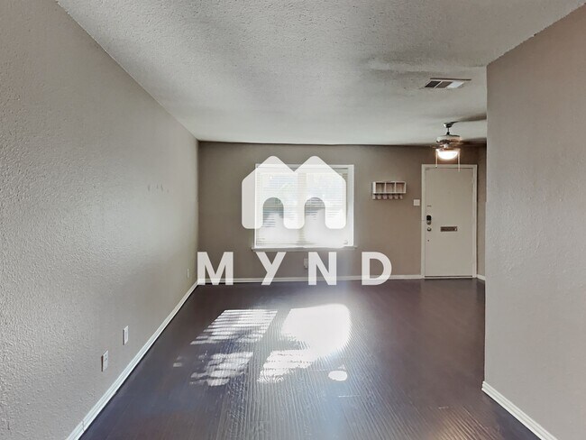 Building Photo - 13564 Waterfall Way