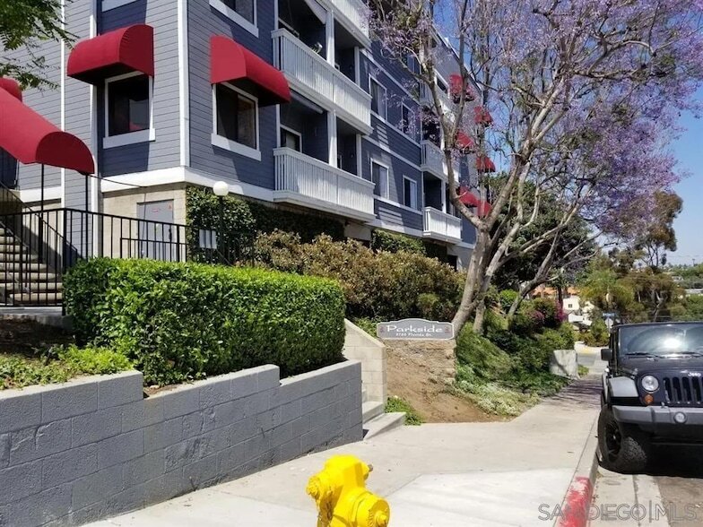Foto principal - 3760 Florida St