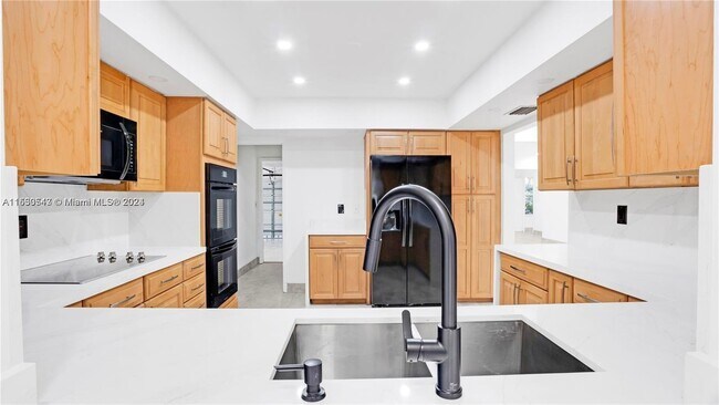 Foto del edificio - 3710 N 54th Ave