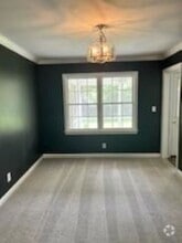 Building Photo - 121 Wildwood Ln