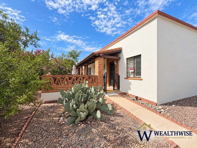 Foto del edificio - Fully Furnished 55+ Green Valley Villa — 2 Community Pools — 1-Year+ Lease