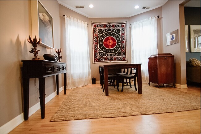 Foto del edificio - 3312 W Wabansia Ave