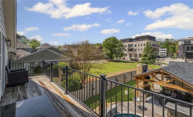 Building Photo - 8175 Main St