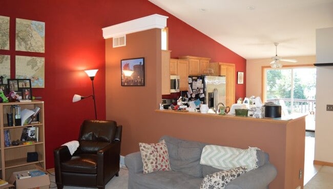 Building Photo - 6226 Adobe Way
