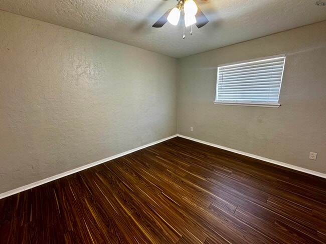 Foto del edificio - 1710 10th St