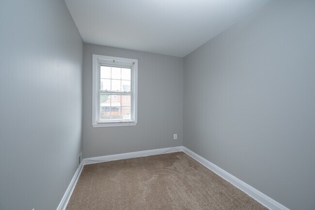 Foto del edificio - 8518 Water Oak Rd