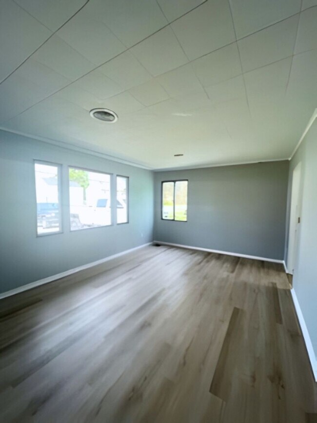 Foto del edificio - Fully Renovated 3-Bed Home w/ Designer Kitchen & Garage