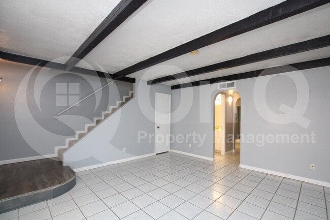 Building Photo - 2211 W Turney Ave