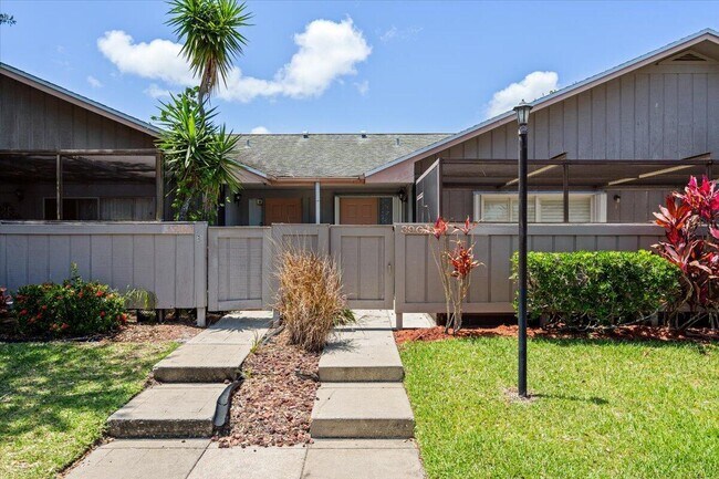 Foto del edificio - 3902 NW Cinnamon Tree Cir