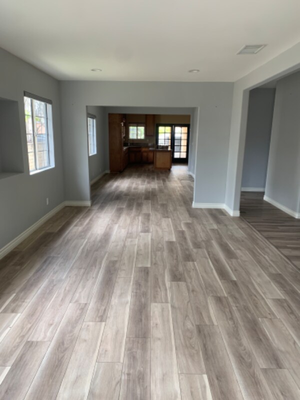 Foto del edificio - 13353 Reedley St
