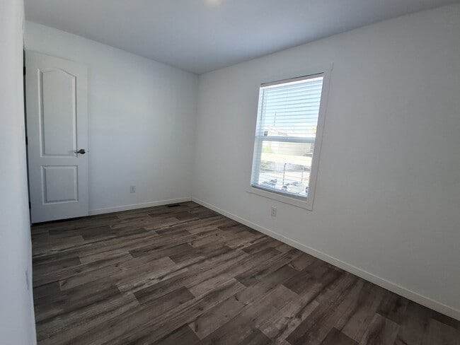 Foto del edificio - 3601 E Wyoming Ave
