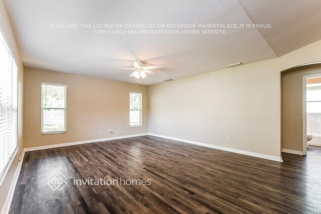 Building Photo - 752 Westview Dr