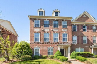 Building Photo - 2729 Celestial Dr