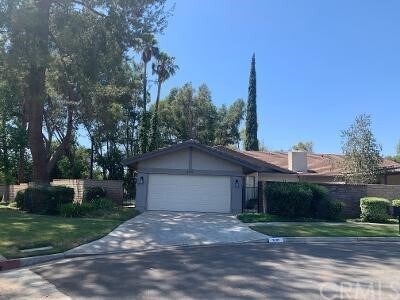 Foto principal - 2797 Apple Orchard Ln