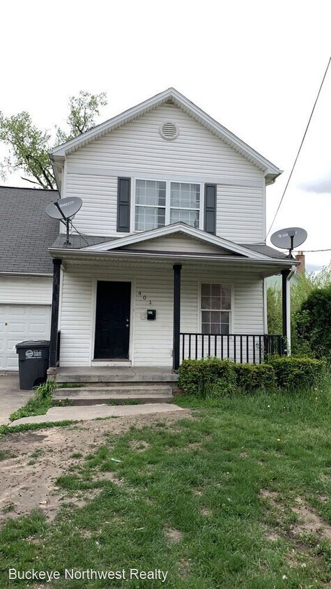 Primary Photo - 4 br, 1.5 bath House - 401 Sherman St.