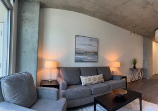 Building Photo - 300 S Church St