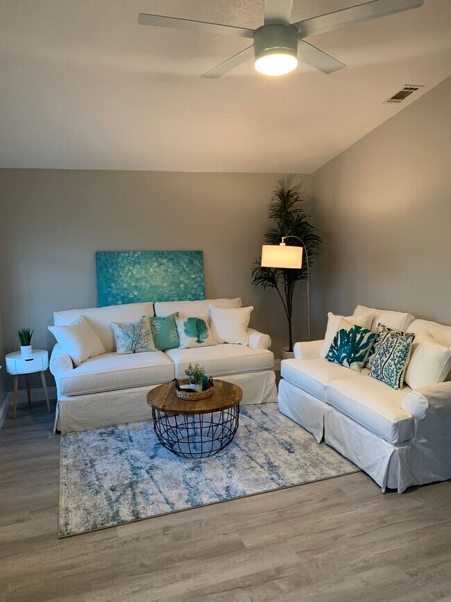 Foto del edificio - 5709 Beach Dr