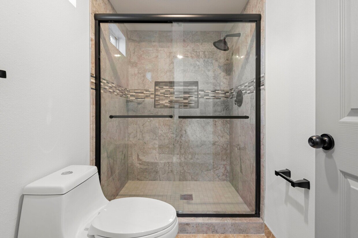 Foto principal - 5607 Cypressgate Dr