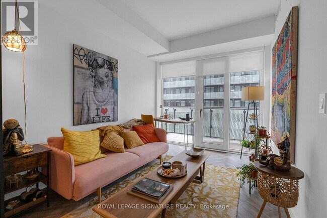 Building Photo - 70 Princess St