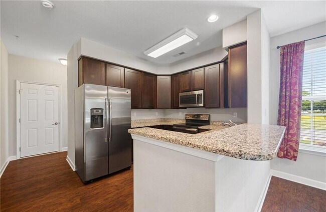 Building Photo - 623 Freeman Dr