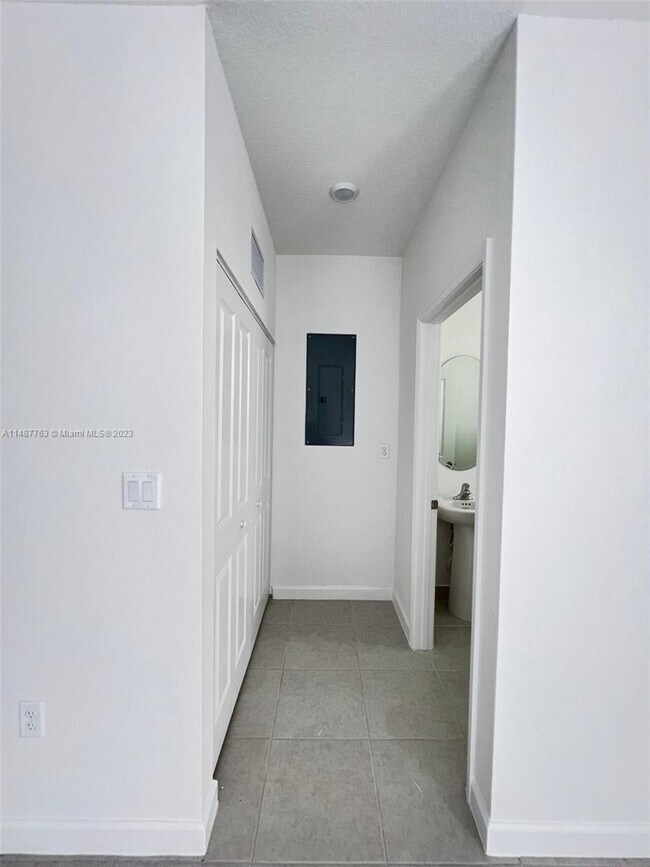 Building Photo - 12765 SW 234TH TER