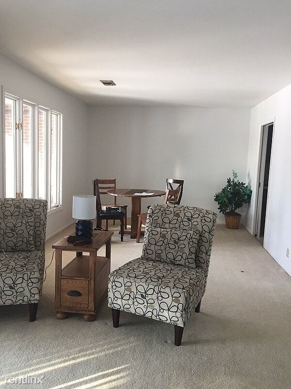 Foto del edificio - 2 br, 1 bath Condo - 563 Garrison Avenue 10