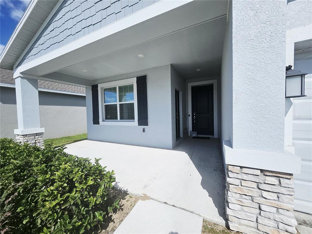 Building Photo - 652 Daring Dr