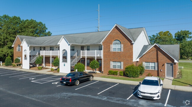 Building Photo - Whitebridge Apartments