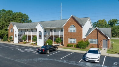 Building Photo - Whitebridge Apartments