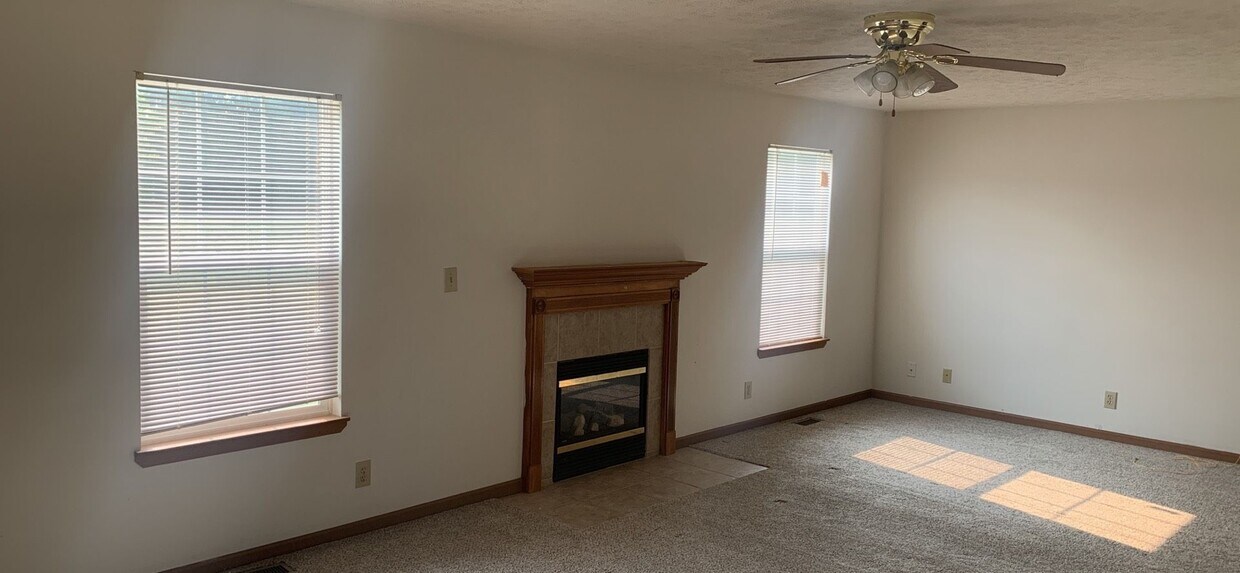 Building Photo - 3117