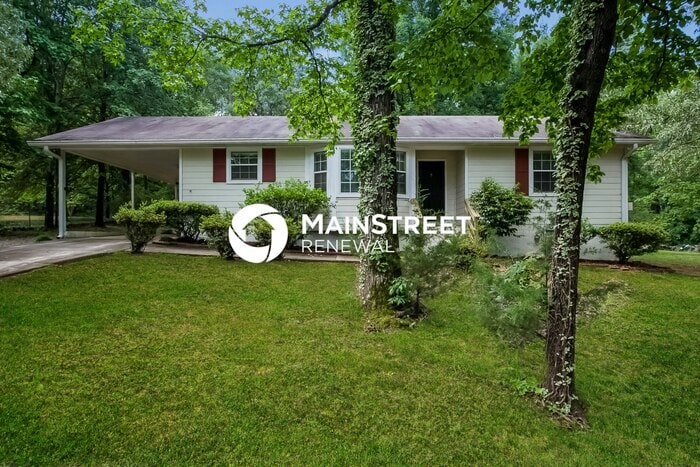 Foto principal - 3 Bedroom Pet-Friendly Home in McDonough, ...