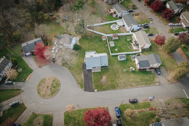 Foto del edificio - 15 Great Oak Ln