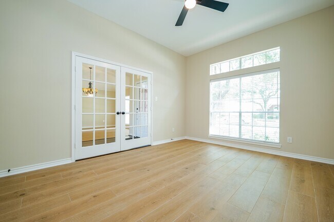 Foto del edificio - 1823 Brightlake Way