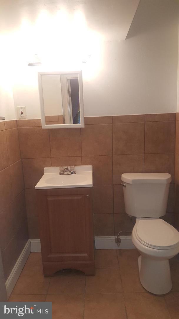 Building Photo - 4696 Manito Ct