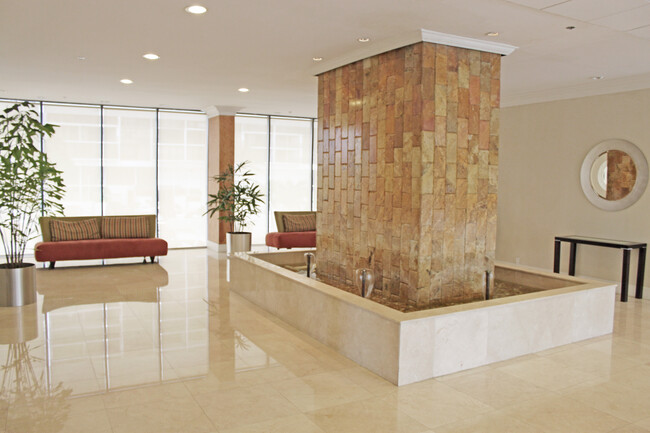 Foto del edificio - 1901 Brickell Ave