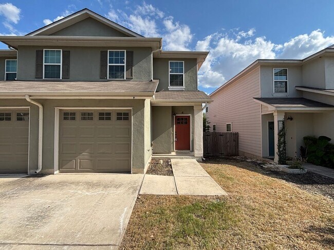 Building Photo - Stylish Townhome Near Randolph AFB – Avail...