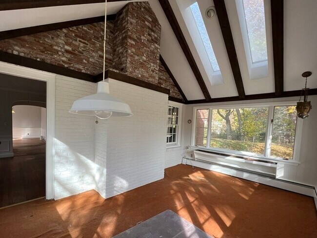 Foto del edificio - 90 Bellingham Rd