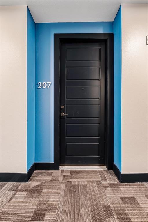 Building Photo - 6444 Burnet Rd