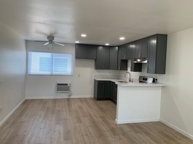 Foto del edificio - 531 Aster St