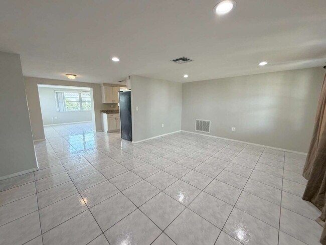 Foto del edificio - 5706 Chipper Dr