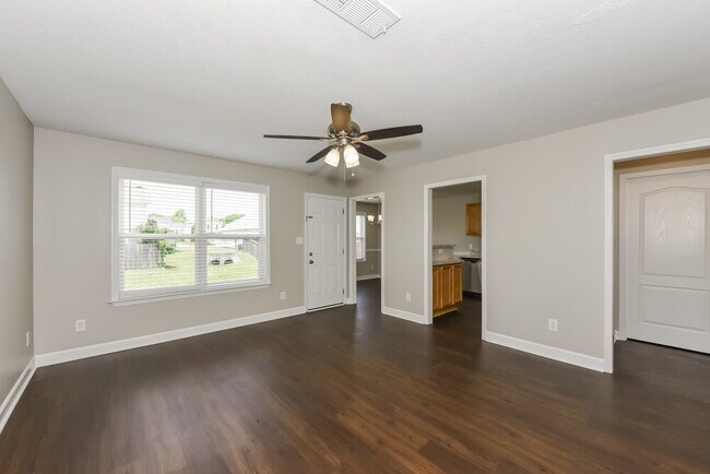 Building Photo - 1616 Allston Dr