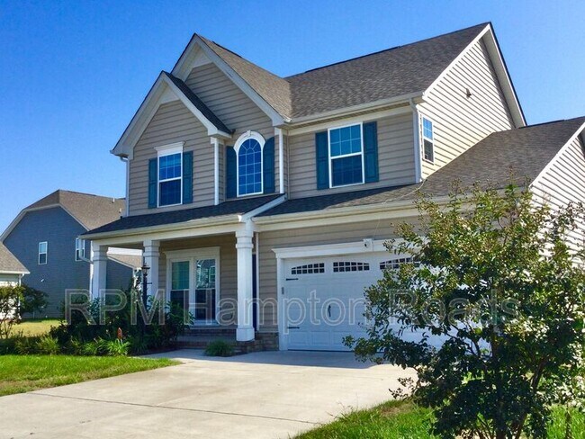 Building Photo - 137 Boxwood Ln