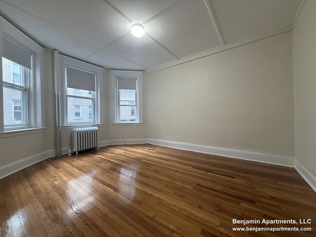 Building Photo - 1179 Boylston St