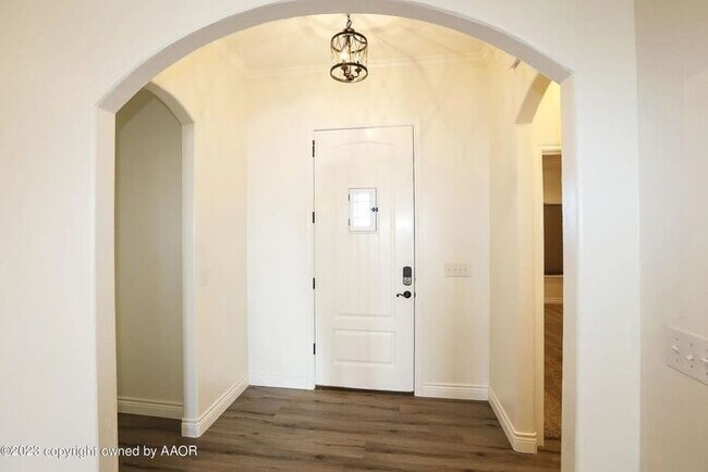 Foto del edificio - 18401 Bradley Ln