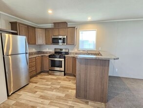Building Photo - 143 Beech
