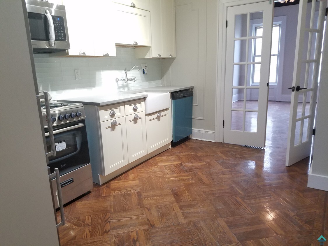 Foto principal - 1494 Jefferson Ave