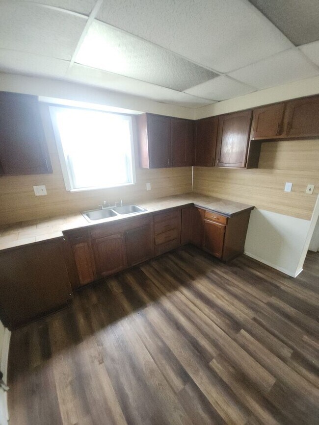 Foto del edificio - 3 Bed 1 Bath