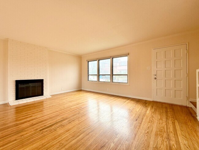 Foto del edificio - Renovated Single-Family Home in Pacifica!