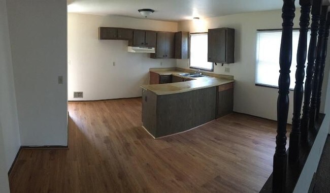 Foto del edificio - 6502 N 55th St